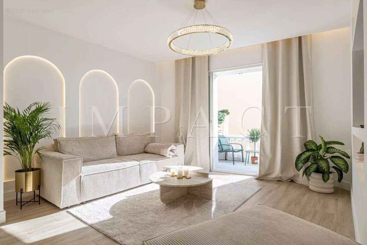 Appartement à CANNES