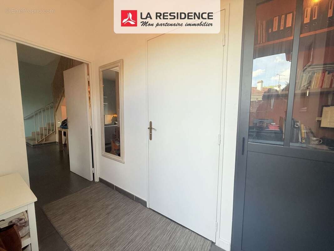 Appartement à VELIZY-VILLACOUBLAY