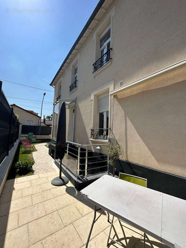 Maison à BEZONS