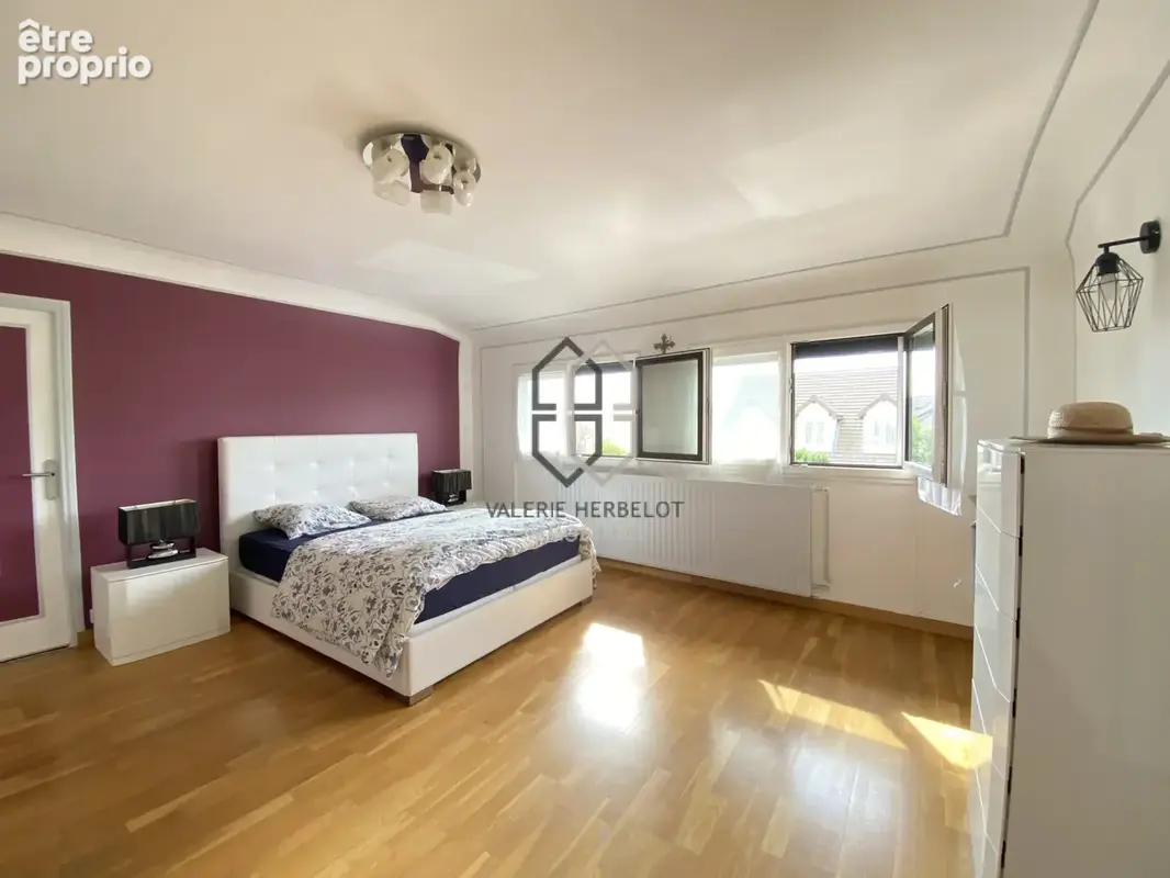 Parfaitement située et parfaitement entretenue, maison familiale indépendante - photo 5