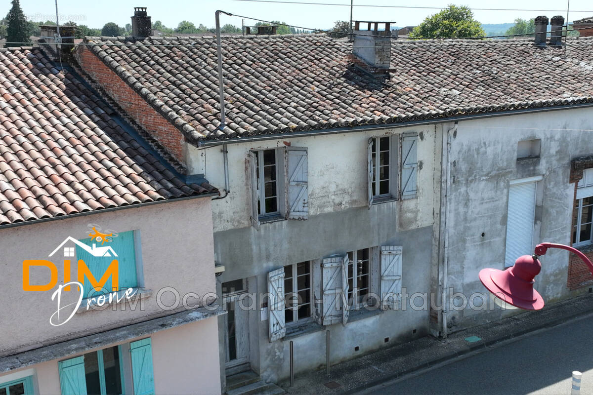 Maison à SAINT-PORQUIER