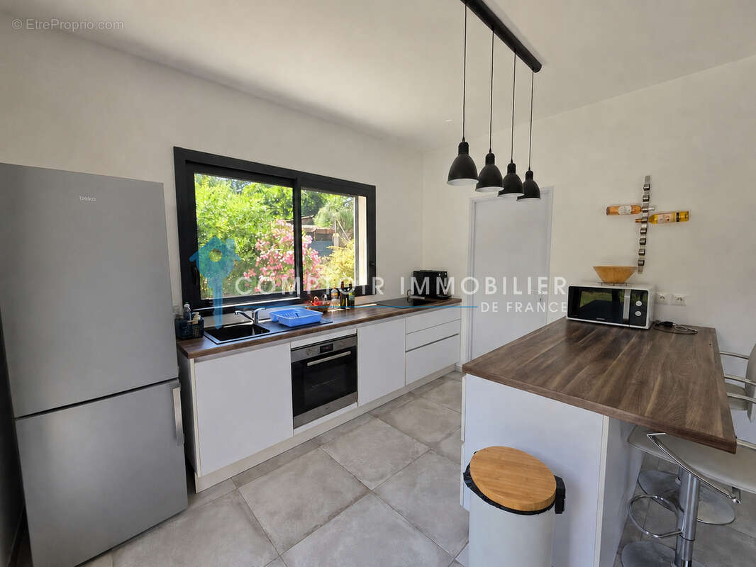 Dépt Hérault (34) - Saint André de Sangonis - À vendre - Villa T4, 105m2, terrain 1017 m2, terrasse, garage - photo 6
