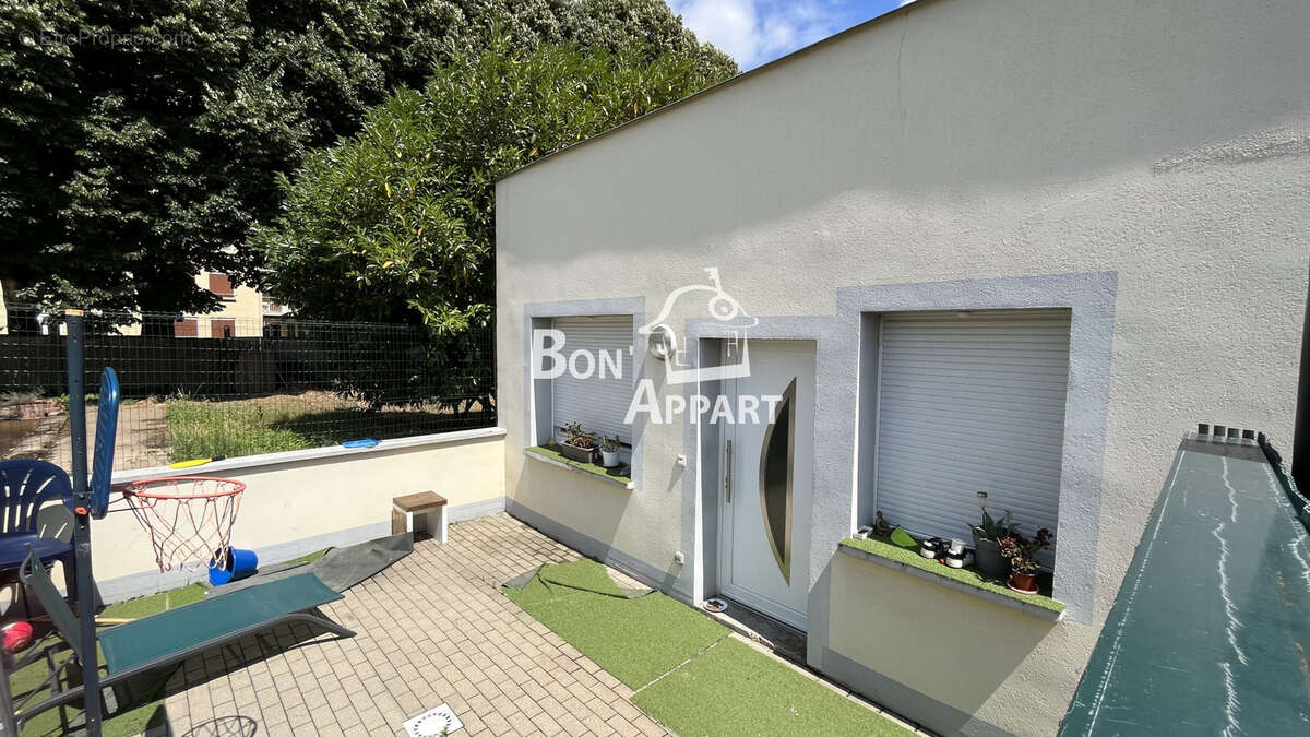 Appartement à JOEUF