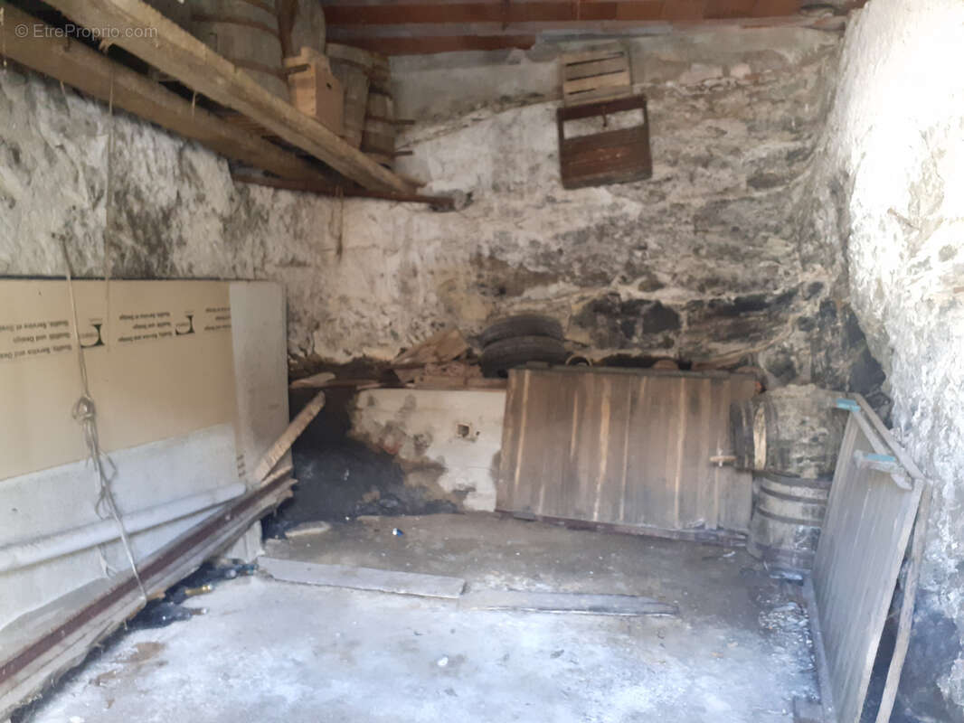 Garage remise sur 3 niveaux - photo 4