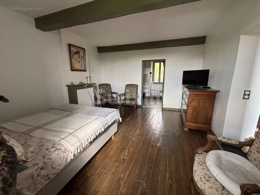 Maison à BARD-LES-EPOISSES