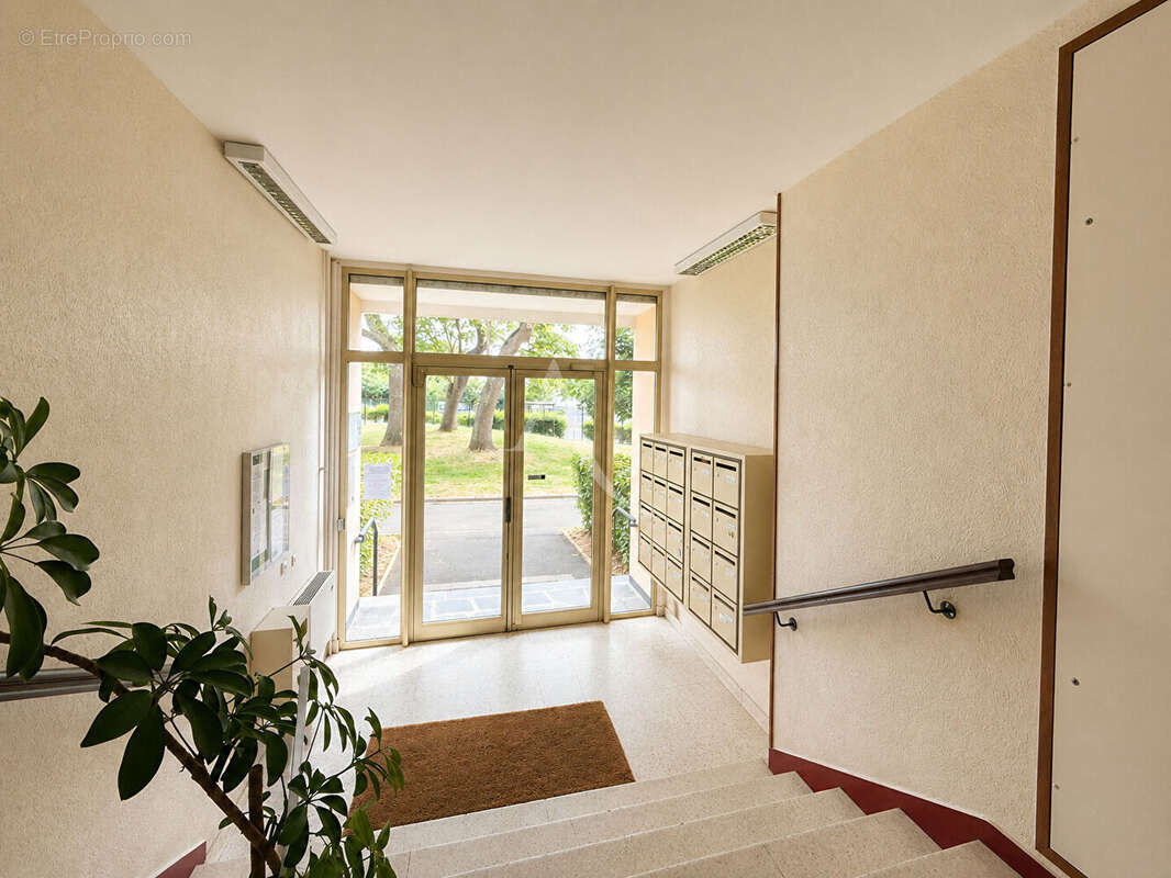 Appartement à CHENNEVIERES-SUR-MARNE