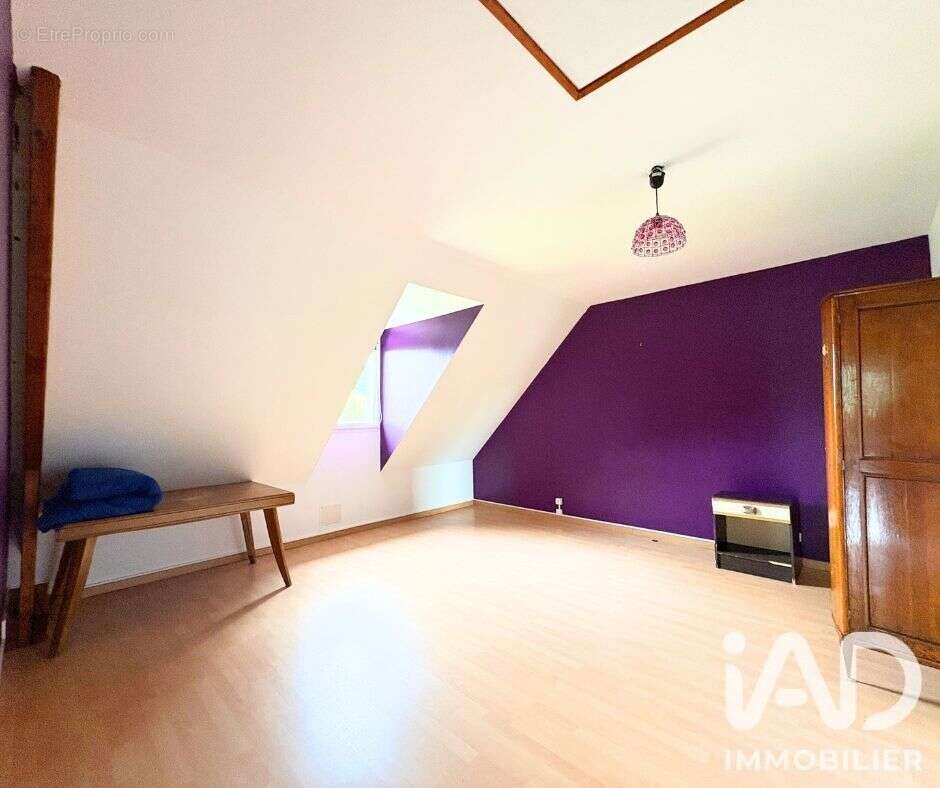 Maison 160 m² à Les Loges  - photo 9