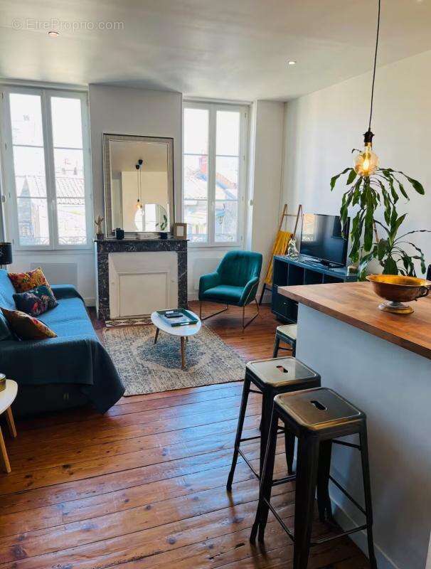 Appartement à BORDEAUX