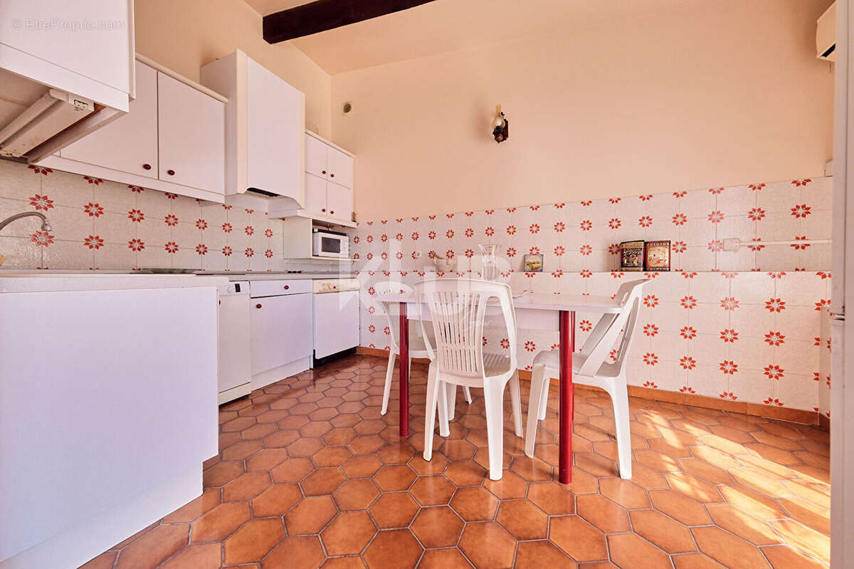 Appartement à L'ILE-ROUSSE