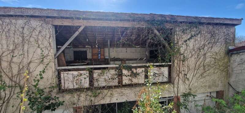 Maison à MONGUILHEM