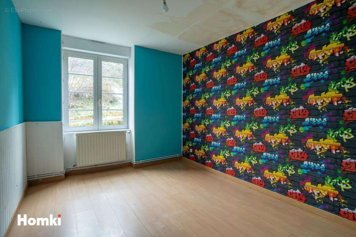 Appartement à LA SEAUVE-SUR-SEMENE