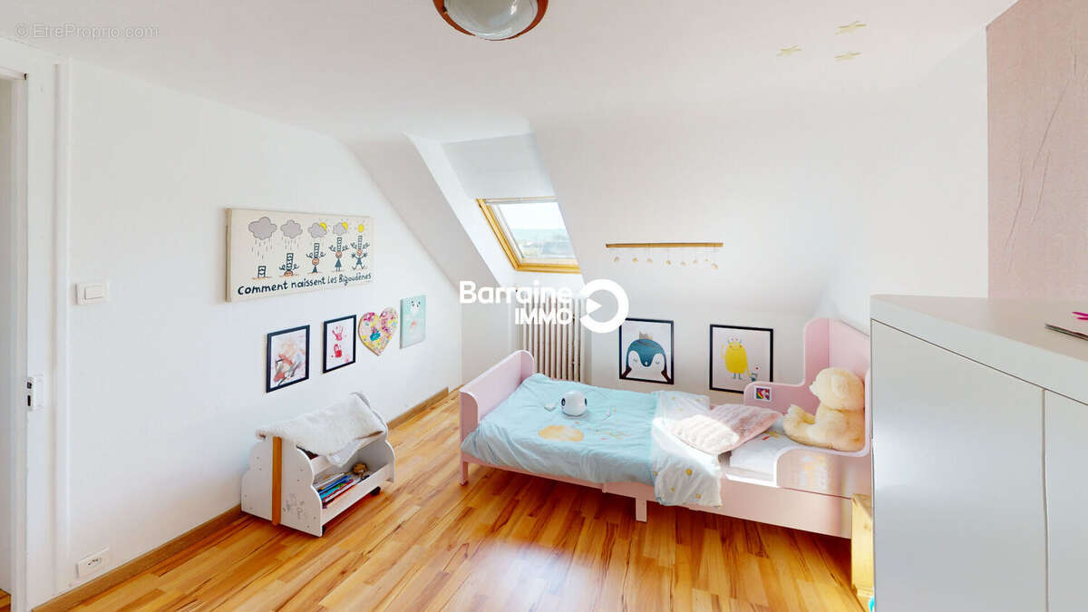 Appartement à LE RELECQ-KERHUON