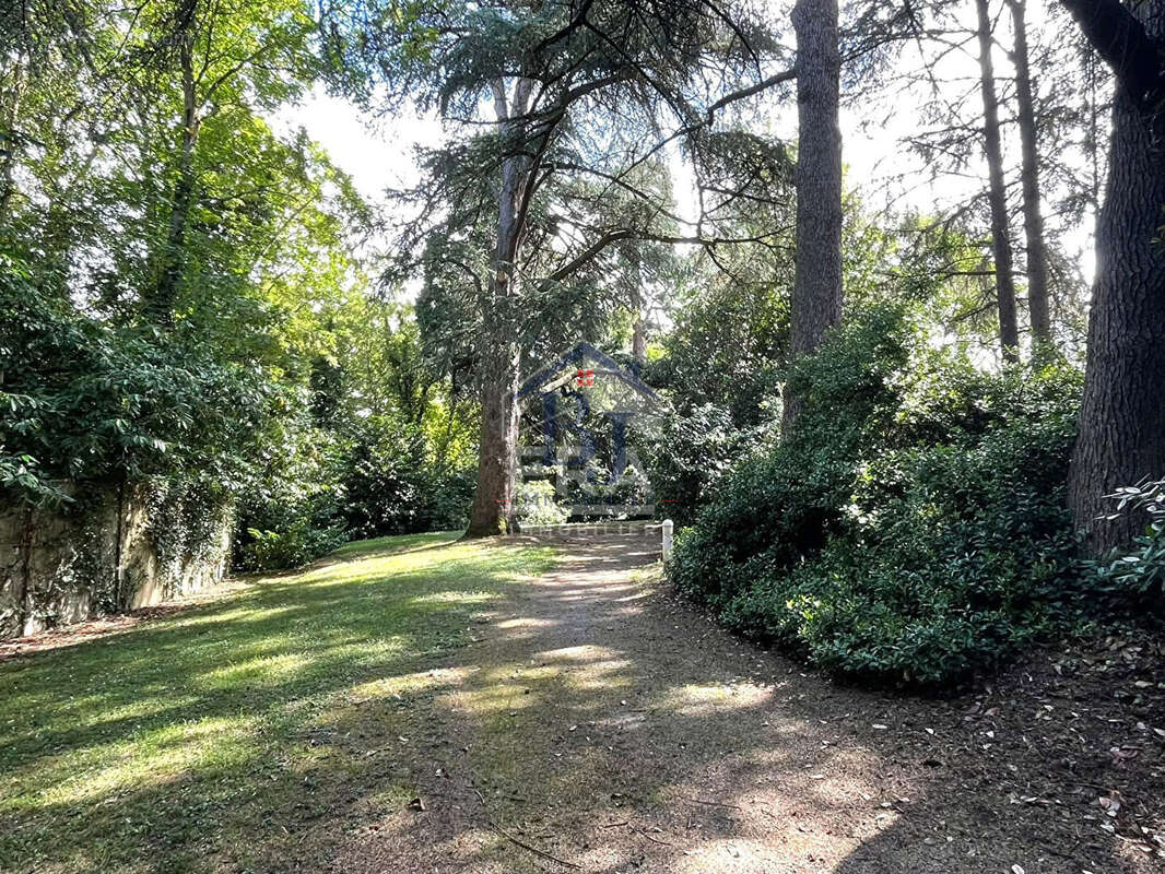Studio lumineux avec terrasse - Idéal investissement à Rennes - photo 7