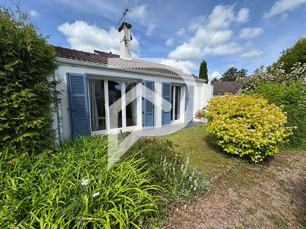 Maison à CHAUMONT
