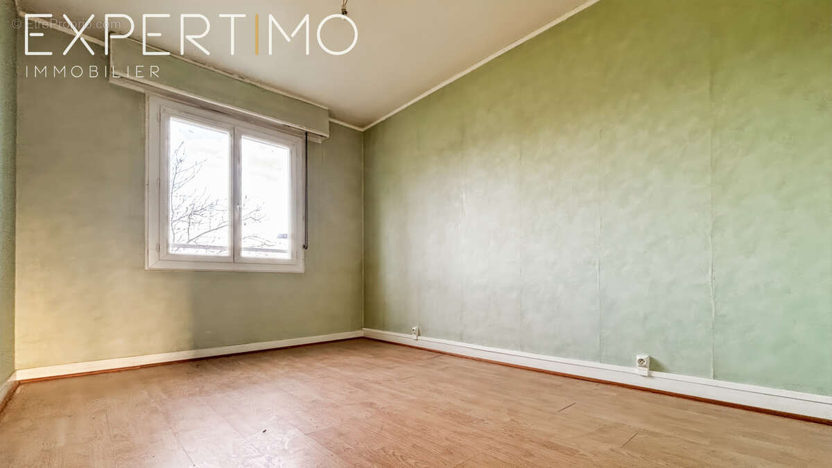 A VENRDE appartement F4 lumineux à proximité du centre-ville d'Étampes - photo 5