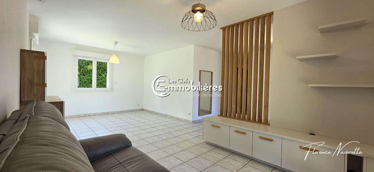 Maison plain-pied 93 m² 3 chambres terrain clos arboré - photo 2