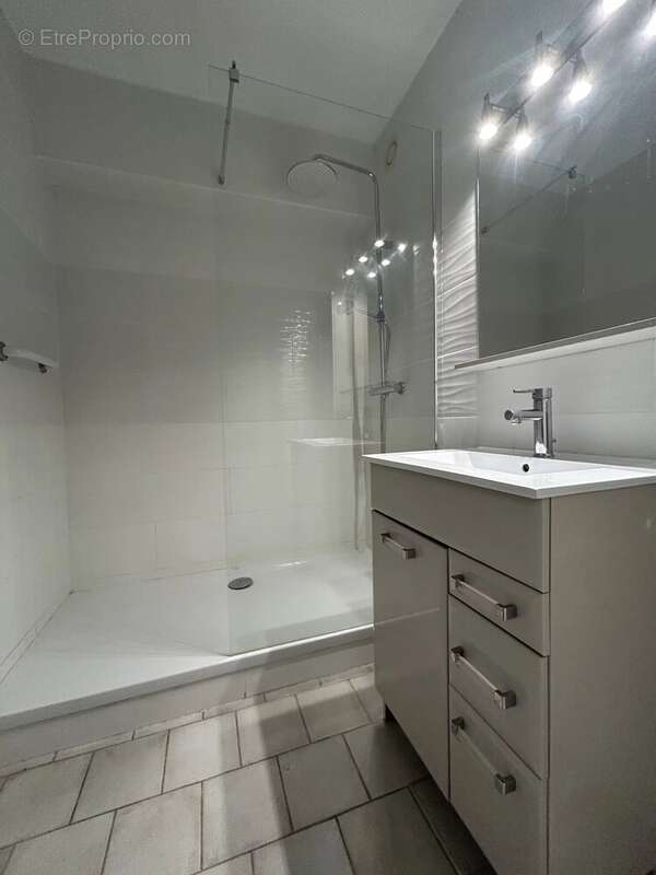 Appartement à MARSEILLE-9E