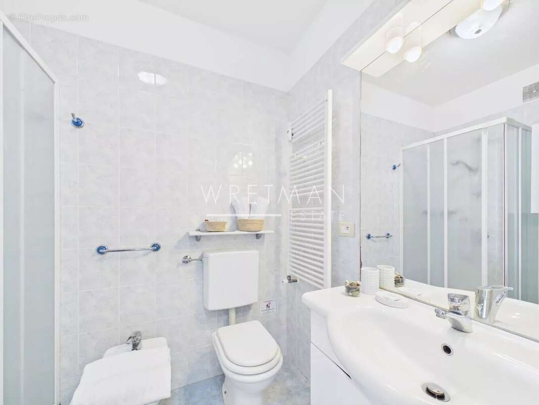 Appartement à ROQUEBRUNE-CAP-MARTIN