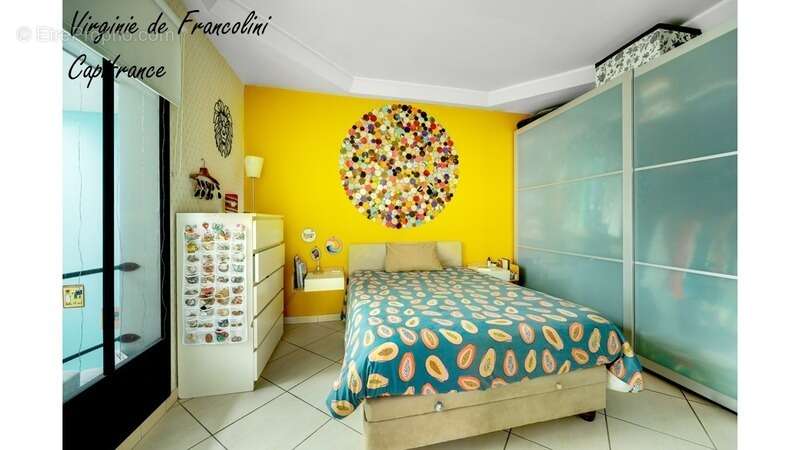 Maison à SAINT-MAUR-DES-FOSSES