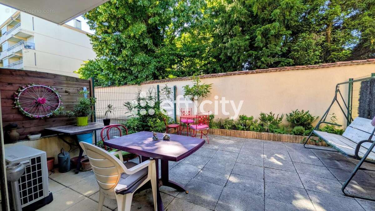 Appartement à BELLEVILLE
