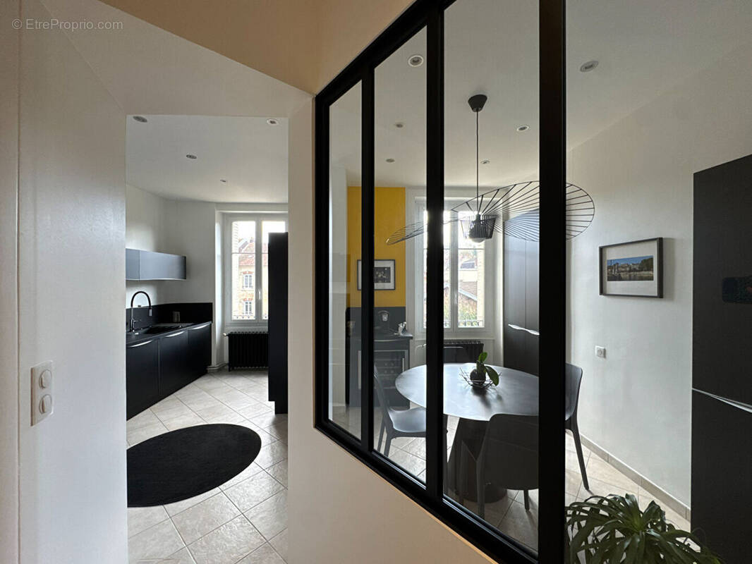 Appartement à LONS-LE-SAUNIER