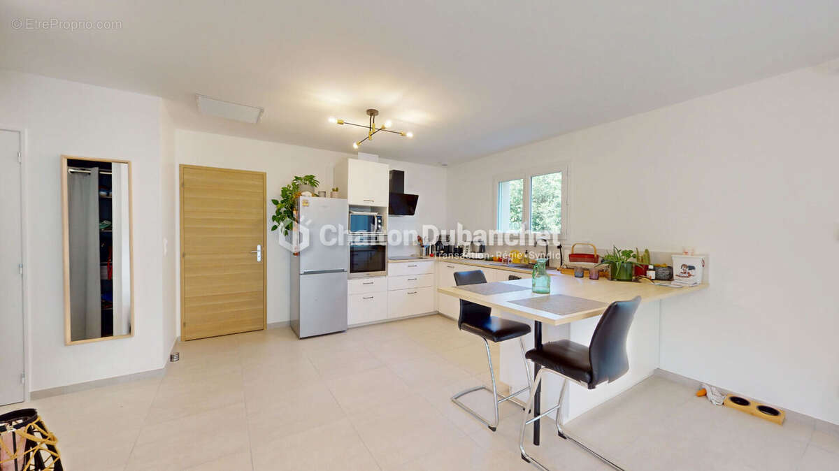 RIORGES - Maison NEUVE 90 m2 sur terrain 271 m² - photo 2