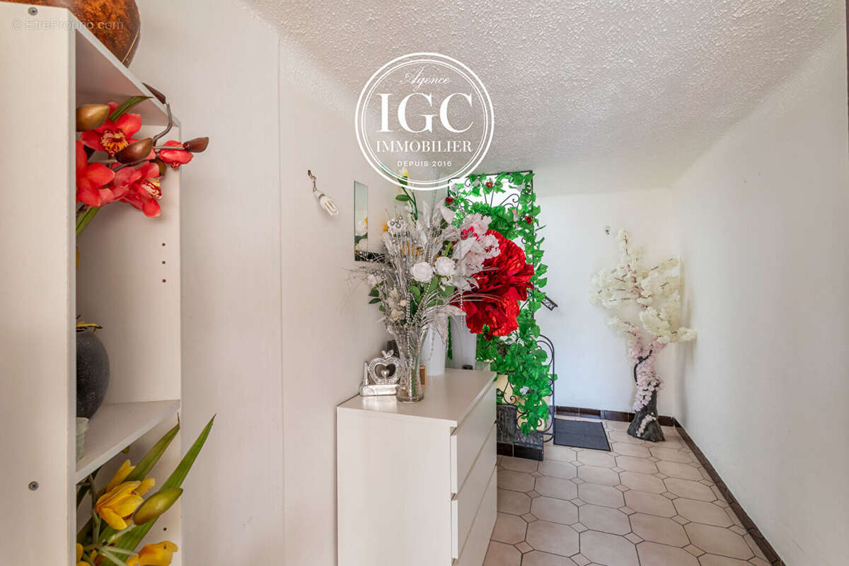 Maison à SAUSSET-LES-PINS