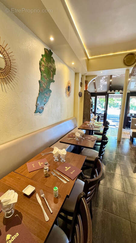 Commerce à PARIS-14E