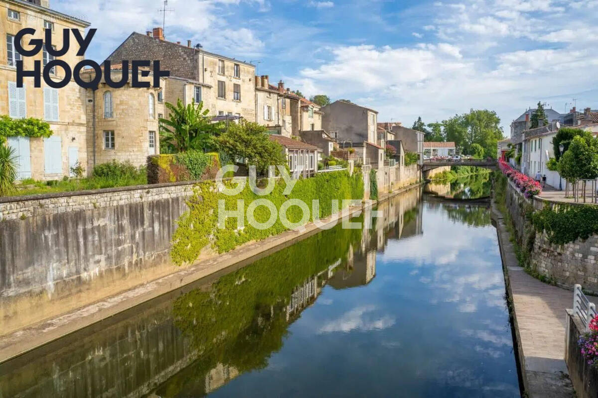 Appartement à FONTENAY-LE-COMTE