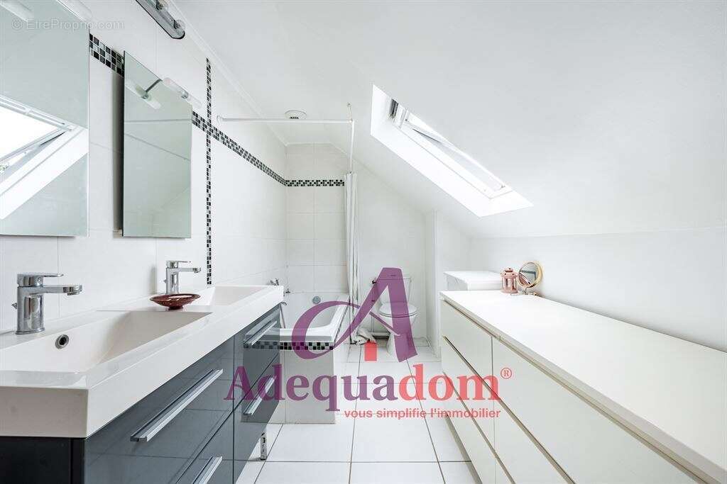 Maison à BOIS-COLOMBES