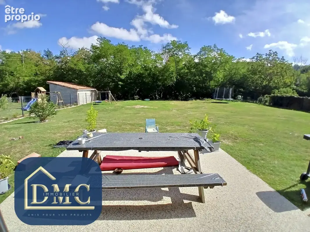 Maison ressente de plain pied avec garage et jardin - photo 9