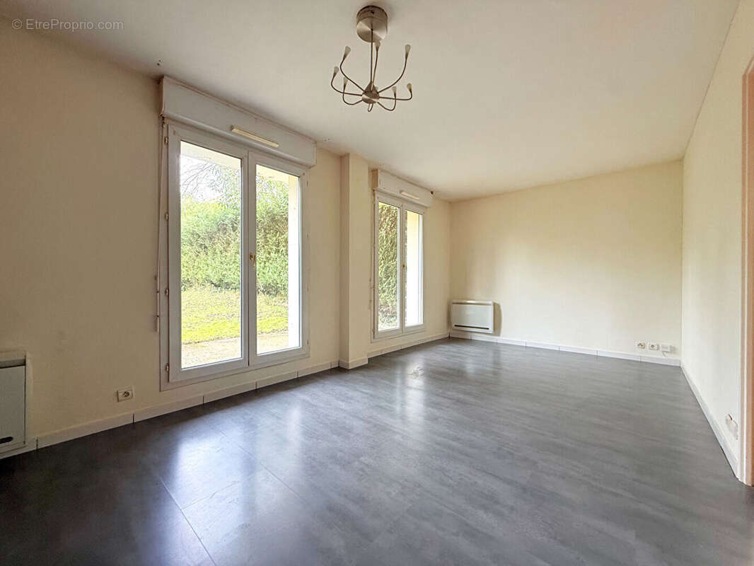 Appartement à COYE-LA-FORET