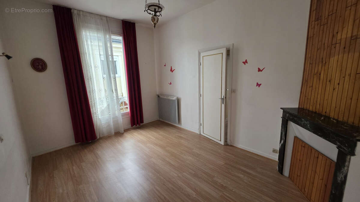 Maison à LIVRY-GARGAN