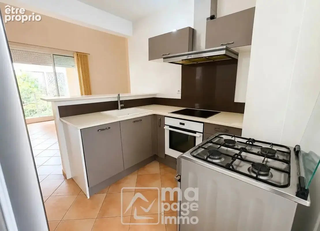 Vds Maison T4 + T2, Le Vauclin - photo 2