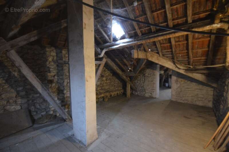 À 10 min d’Epernay (51) à vendre ancienne maison de vigneron entierrement rénovée - photo 16