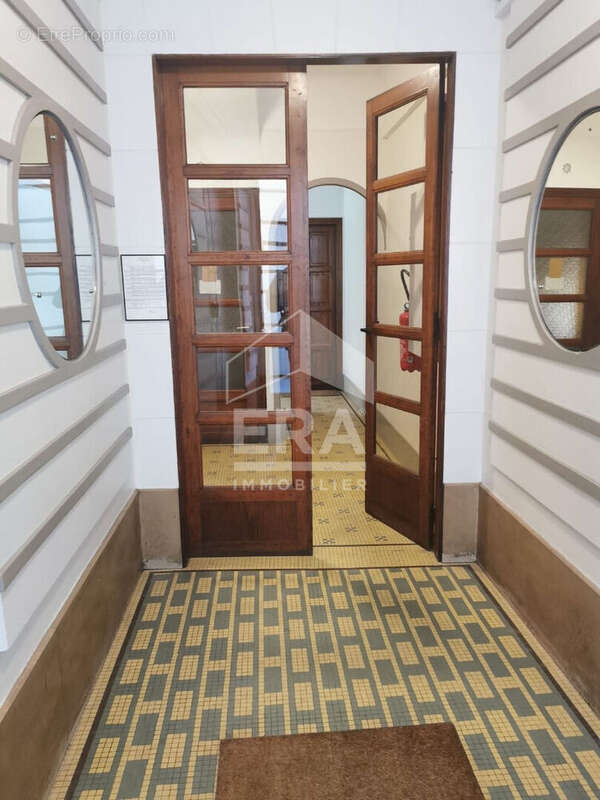 Appartement à PARIS-20E