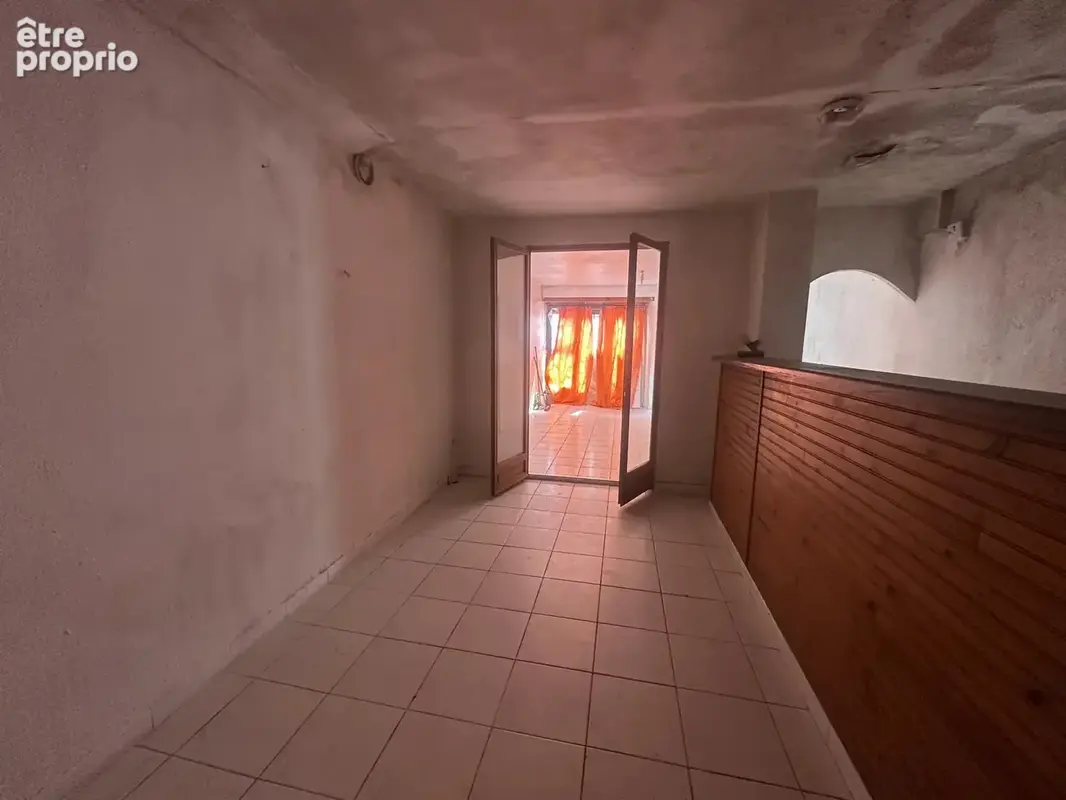 Maison + studio + T3 avec cours - photo 3
