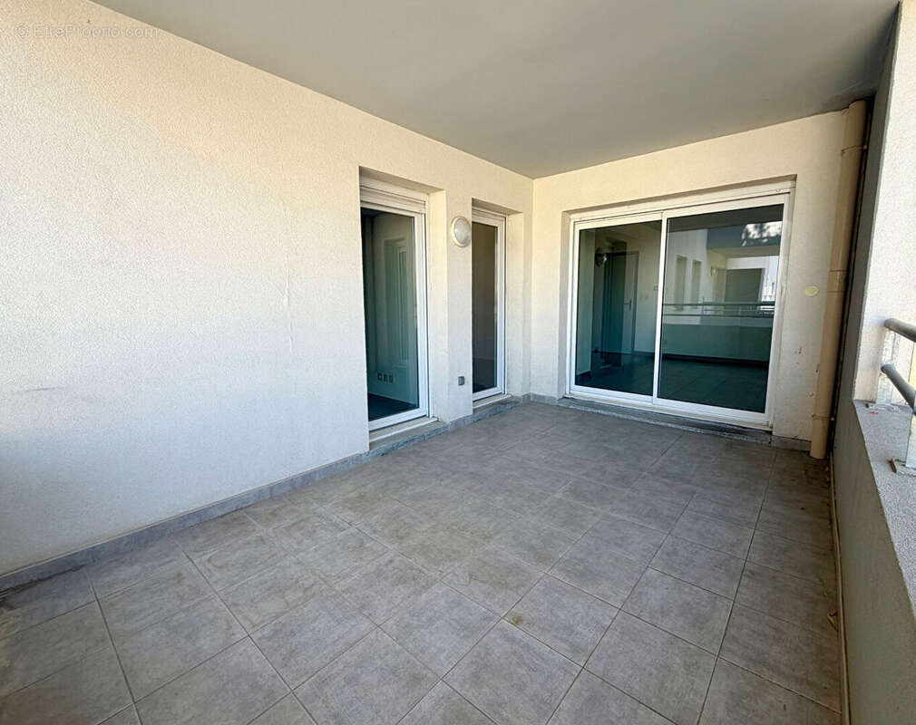 Appartement t3 - terrasse & parking - photo 11