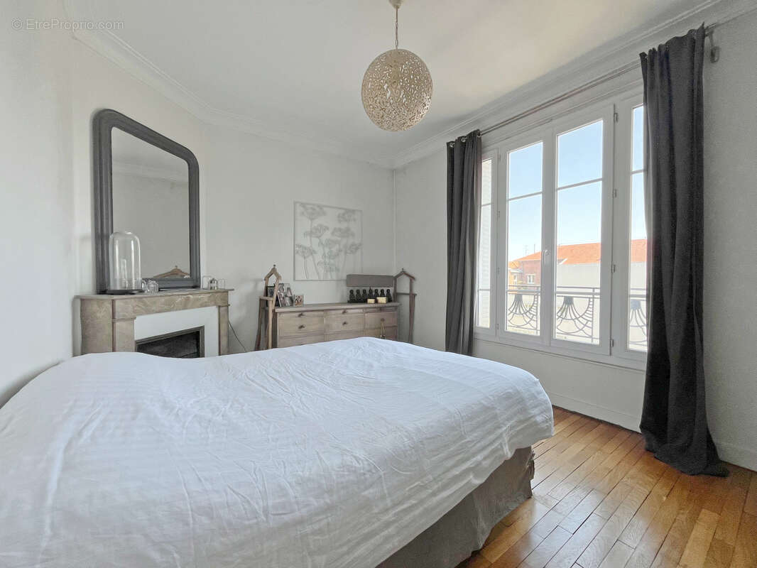 Appartement à ASNIERES-SUR-SEINE