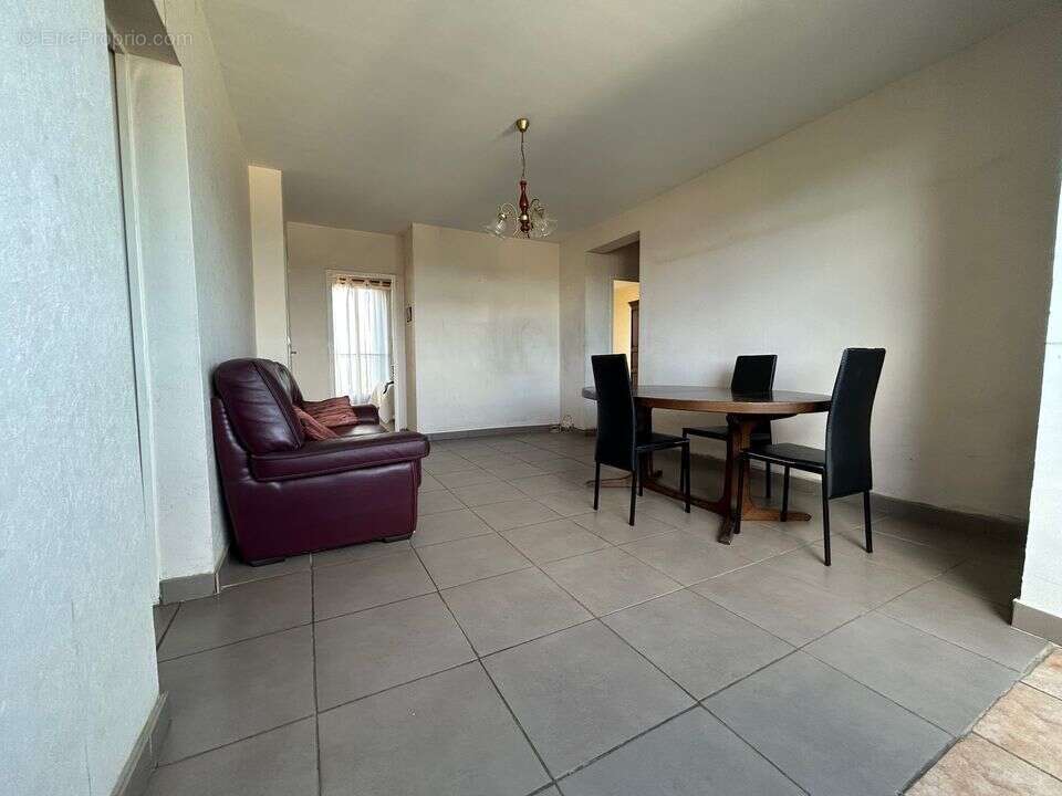 T4 - sauvagine - garage - vue dégagée - 3 chambres - Appartement à MARSEILLE-13E