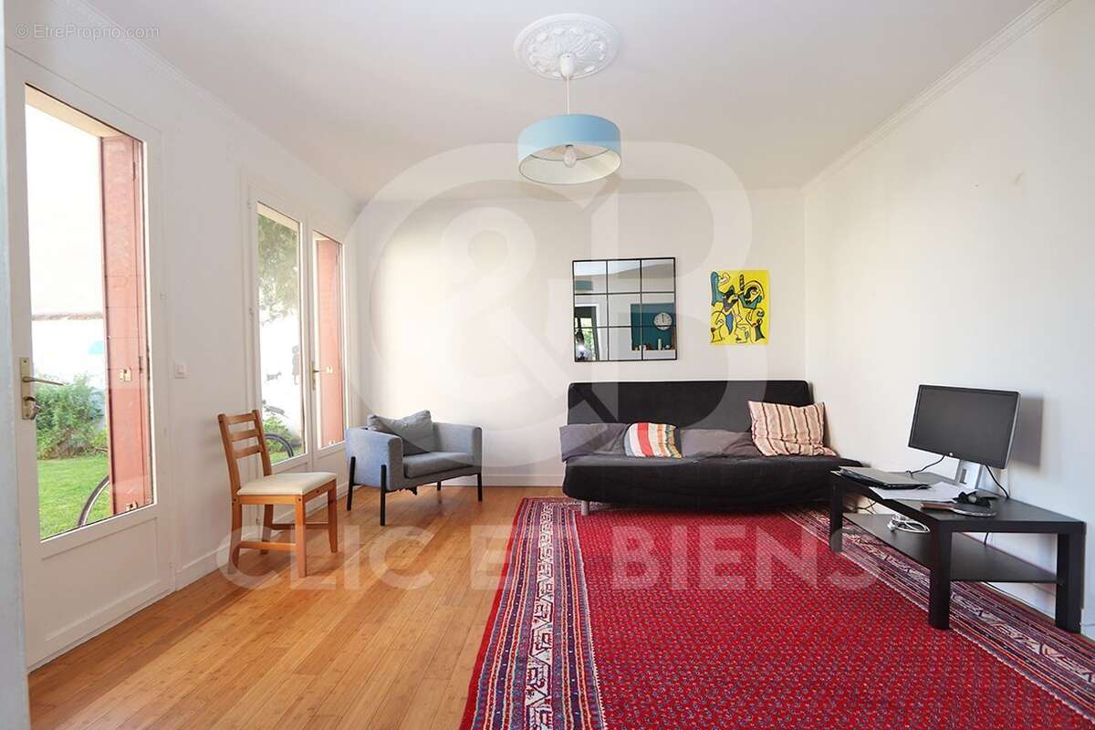 Avil2026 - Maison à VIROFLAY