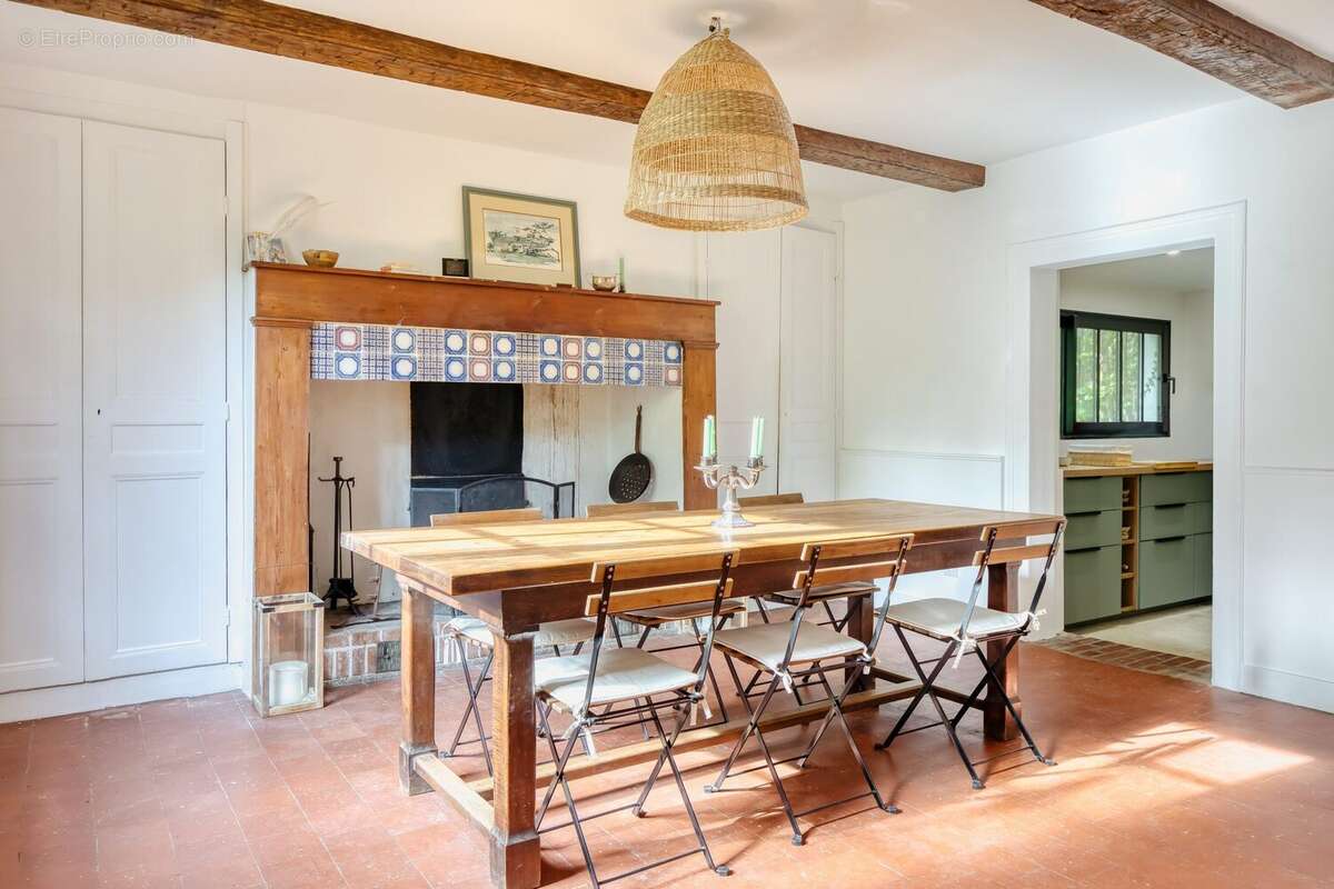 Maison à PONT-L&#039;EVEQUE