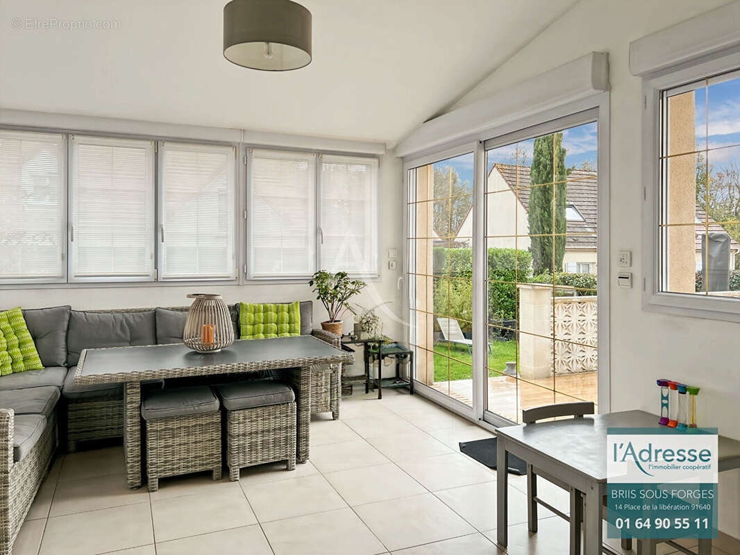 Maison à VAUGRIGNEUSE