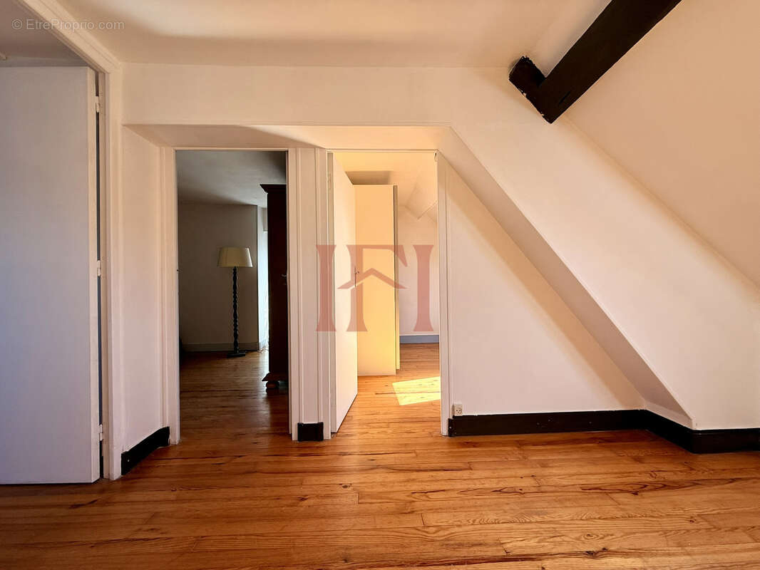 Centre cloyes-les-trois-rivières - maison de ville avec garage et cour privative - photo 8
