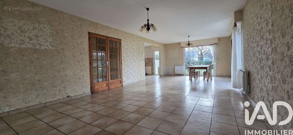 Photo 5 - Maison à CERNUSSON