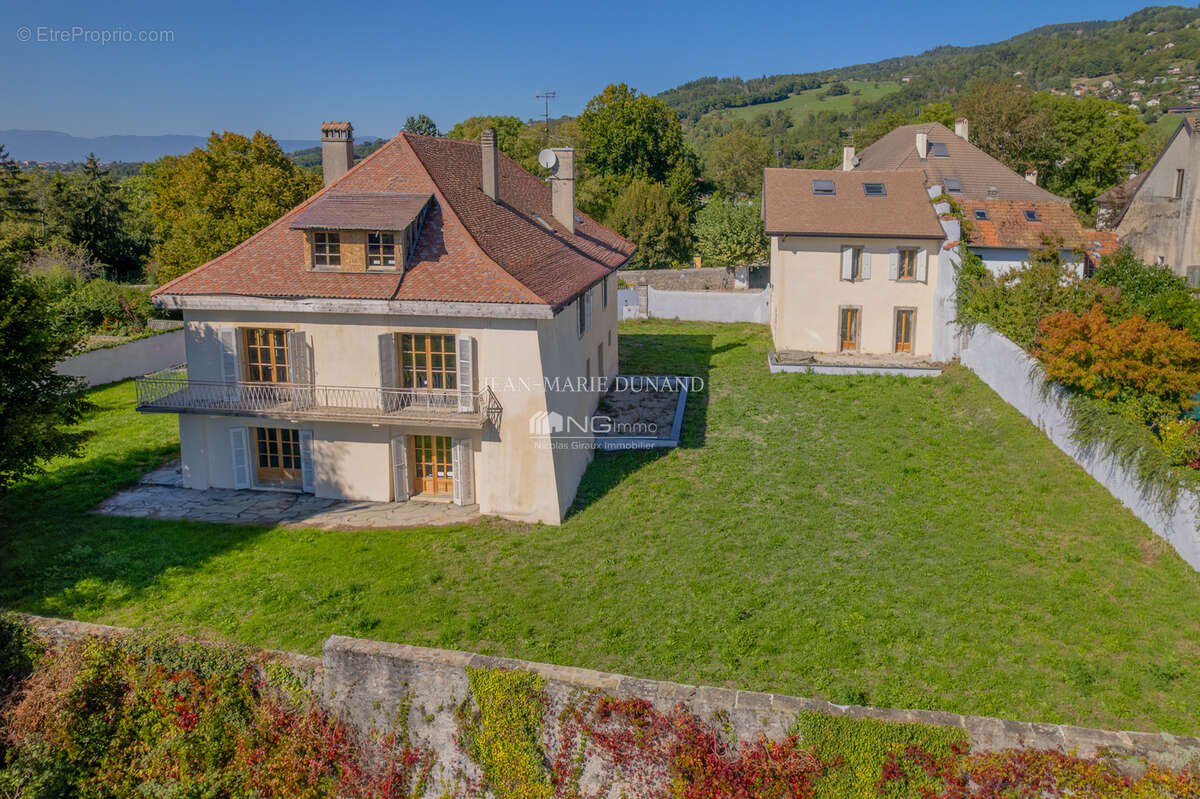 Maison à BONNE