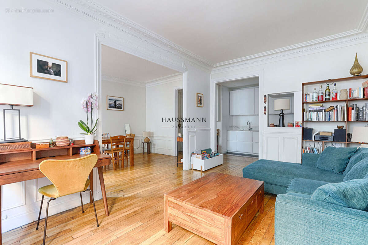 Appartement à PARIS-12E