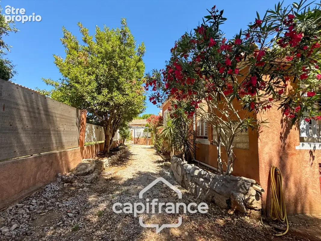 LE CRÈS – Maison familiale avec appartement indépendant, piscine et revenu locatif - photo 4