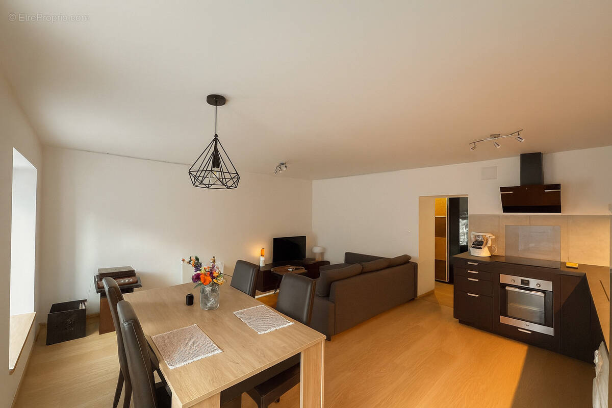 Appartement à SAINT-ETIENNE