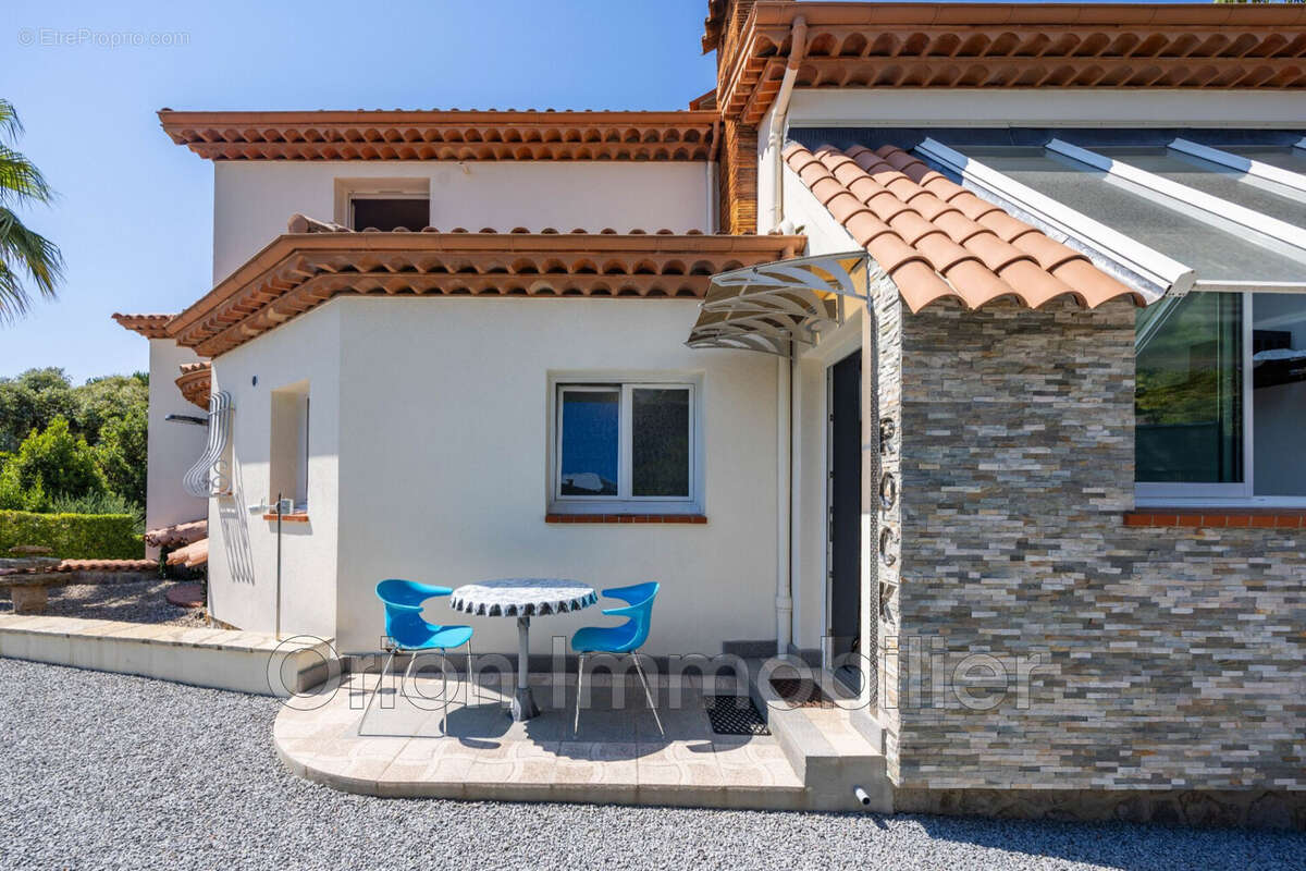 Maison à MANDELIEU-LA-NAPOULE